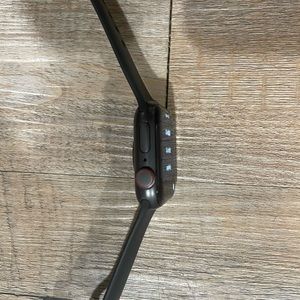 Apple Watch series SE cellular and gps. Very good condition.